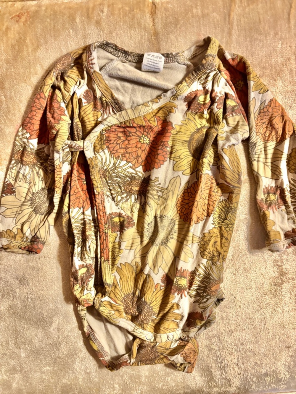 Kate Quinn Bamboo Kimono Bodysuit 12-18M Sunflower Floral Neutral Wrap Onesie
